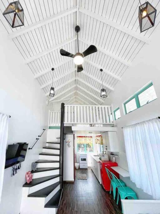 Villa Sea Kecil Tiny House Near Jetty Of Kuala Besut Kampong Nail Exterior foto